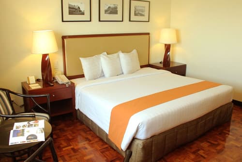 Taal Vista Hotel, Room