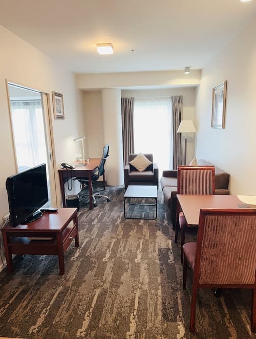 VR Auckland City, Room