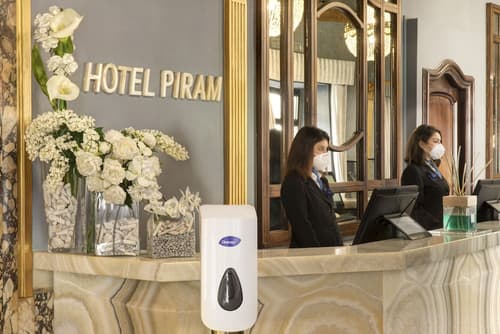 Golden Tulip Rome Piram, Reception