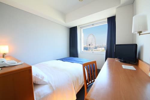 Yokohama Sakuragicho Washington Hotel, Room