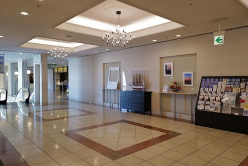 Yokohama Sakuragicho Washington Hotel, Lobby