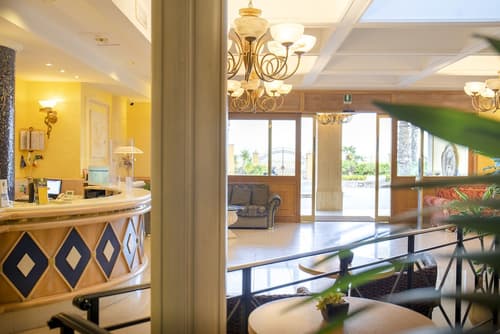 Hotel Villa Romana, Reception