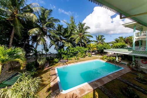 Palm Beach Hotel, Outdoor pool