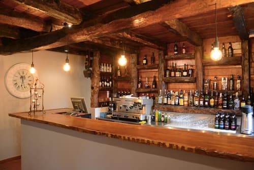 Solar de Boaventura, Bar (on property)