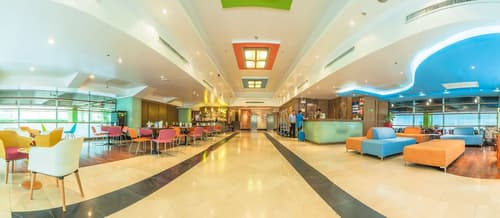 The Seasons Bangkok Huamark, Lobby sitting area