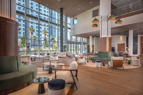 Melia Valencia, Reception