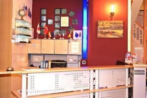 Hotel Diethnes, Reception