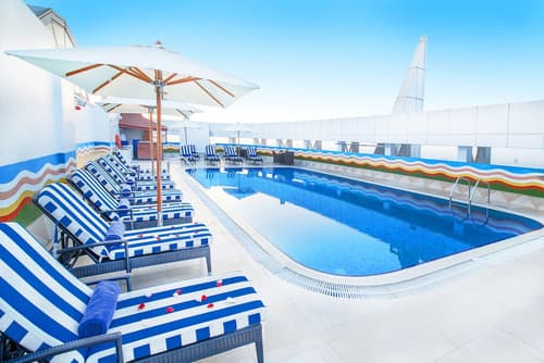 Grand Excelsior Hotel Bur Dubai, Outdoor pool