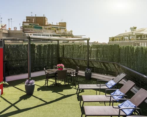 Hotel ILUNION Auditori, Outdoor pool