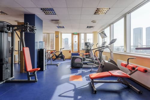 Riga Islande Hotel parking