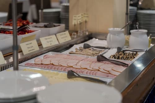 Riga Islande Hotel parking, Breakfast buffet