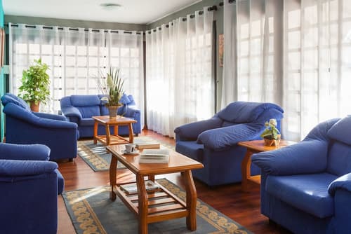 Puerto Caleta, Reception