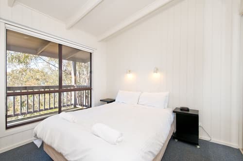 Beacon Point Ocean View Villas, Room