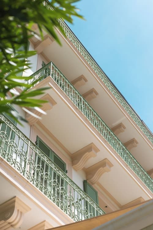 Hotel Verlaine, Primary image