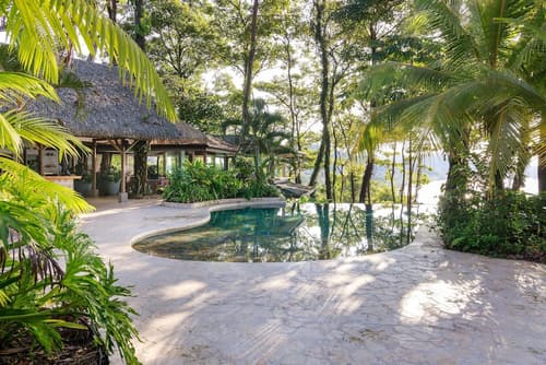 Arenas Del Mar Beachfront & Rainforest Member of the Cayuga Collection, Pool
