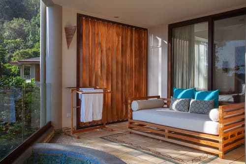 Arenas Del Mar Beachfront & Rainforest Member of the Cayuga Collection, Room