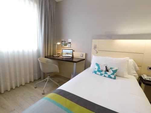 Holiday Inn Express Pamplona by IHG