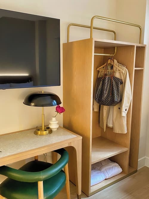 Aura Hotel Times Square, Room