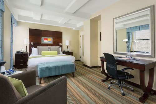 Aura Hotel Times Square, Room