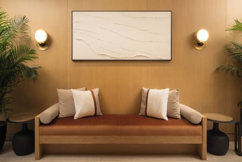 Aura Hotel Times Square, Reception