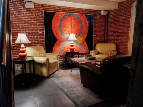 Lancaster Arts Hotel, Lobby sitting area