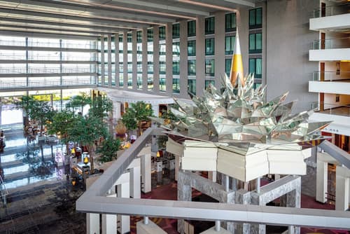 Hyatt Regency Bangkok Suvarnabhumi Airport, Lobby