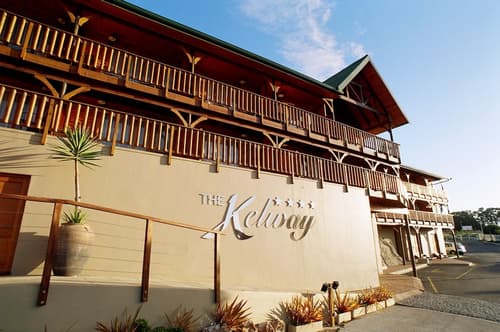 The Kelway Hotel, Front of property