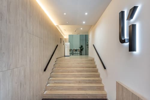 Líbere Madrid Palacio Real, Interior entrance