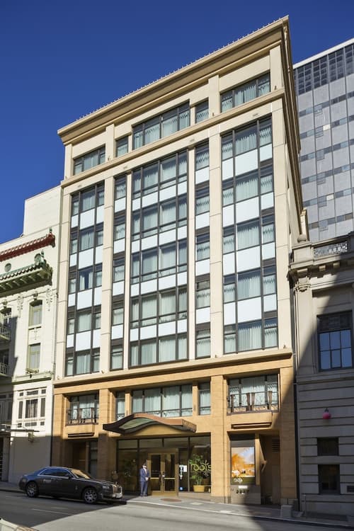 Orchard Garden Hotel, Front of property