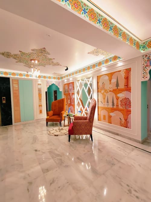 Hotel Sarang Palace, Lobby