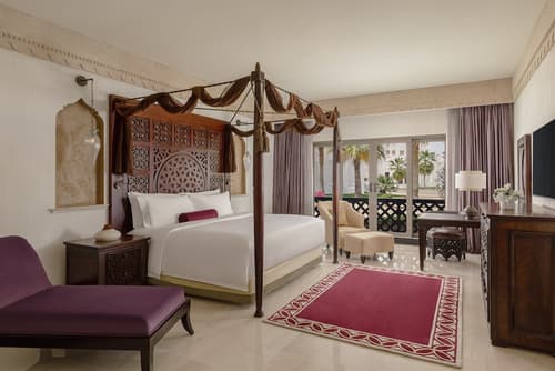 Sharq Village & Spa, a Ritz-Carlton Hotel, Room