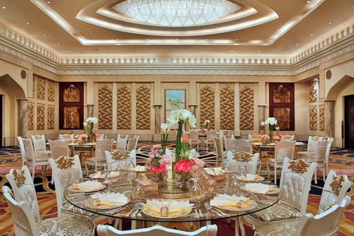 Sharq Village & Spa, a Ritz-Carlton Hotel, Reception