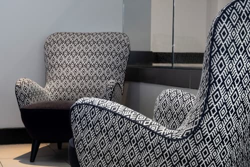 Ten Hill Place, Lobby