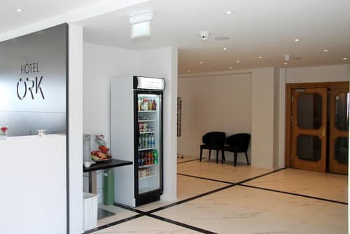 Hotel Örk, Interior entrance