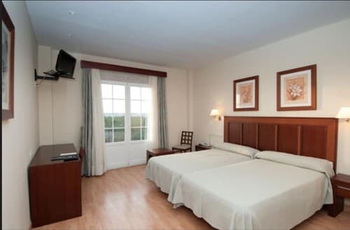 Hotel Santiago de León, Room