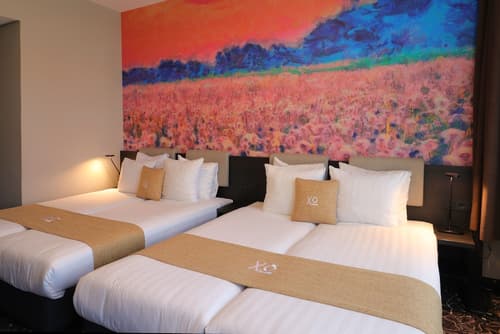 Hotel Van Gogh, Room