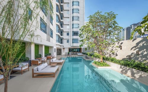 DoubleTree by Hilton Bangkok Ploenchit, Pool