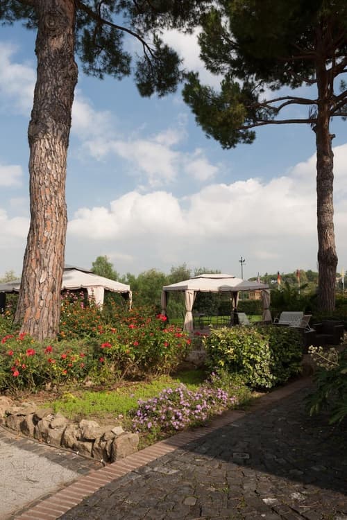 Hotel Selva Candida, Property grounds