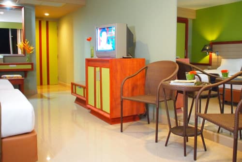 Long Beach Cha-Am Hotel, Room