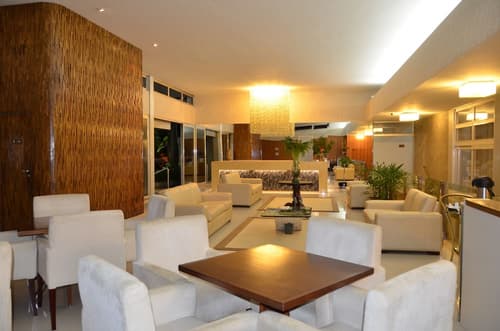 Arituba Park Hotel, Lobby sitting area
