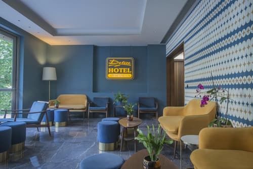 Delice Hotel Apartments, Lobby sitting area