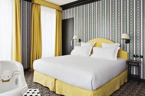 Hôtel Les Deux Gares & Spa, Room