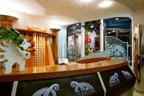 Grand Hotel Des Terreaux, Reception