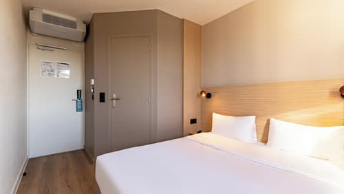 Kyriad ECO - Montreuil