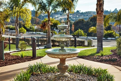 Hilton Garden Inn San Luis Obispo/Pismo Beach, Courtyard