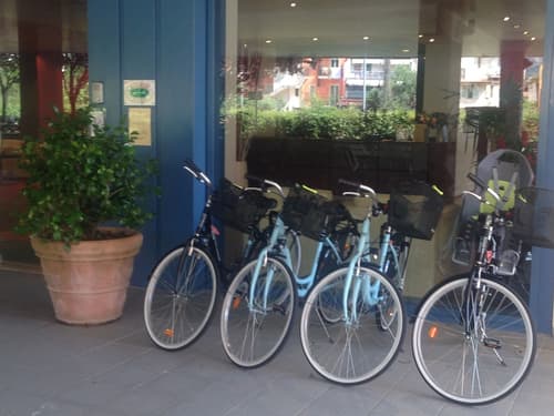 Tuscany Inn, Bicycling