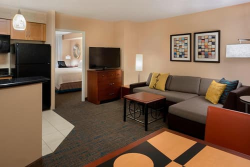 Residence Inn by Marriott Toronto Downtown / Entertainment District, Room