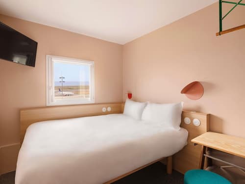 Greet Hotel Nice Aéroport Promenade des Anglais, Room