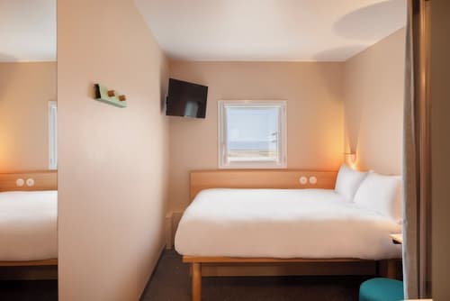 Greet Hotel Nice Aéroport Promenade des Anglais, Room