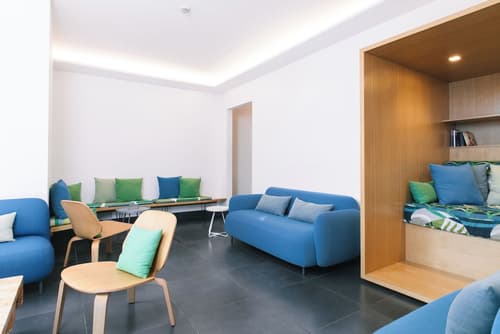 Hotel Piazza Bellini & Apartments, Interior entrance